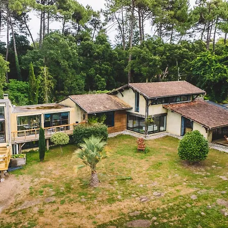Exceptional Architect With It's Private On 20 Acres Villa