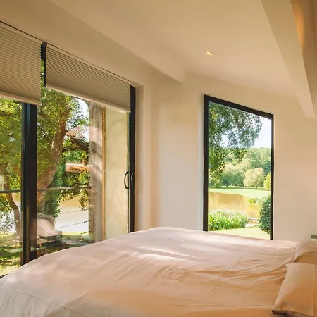 Villa Exceptional Architect With It's Private On 20 Acres