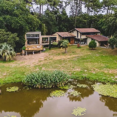 Exceptional Architect With It's Private On 20 Acres *