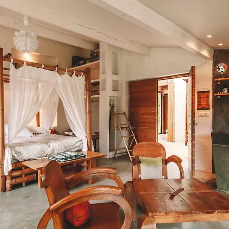 Villa Exceptional Architect With It's Private On 20 Acres Angresse