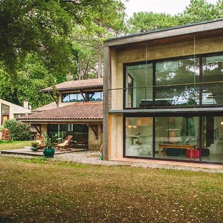 Exceptional Architect With It's Private On 20 Acres Angresse