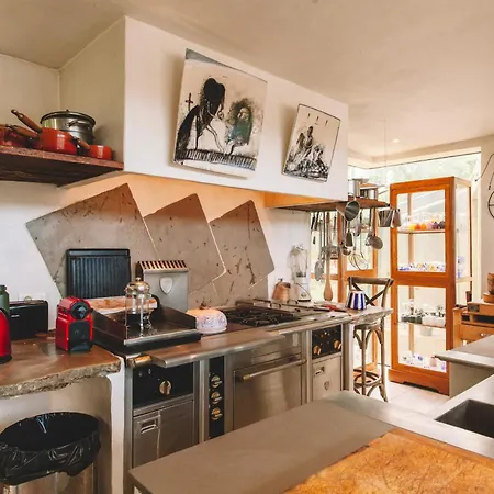 Exceptional Architect With It's Private On 20 Acres Villa